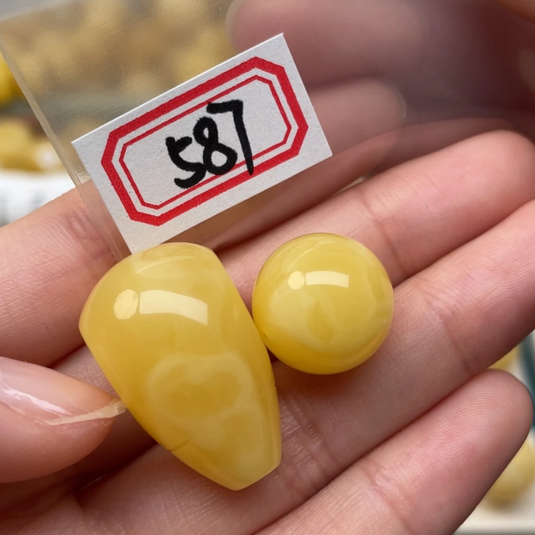 蜜蜡裸石未镶嵌阿*丶蜜蜡