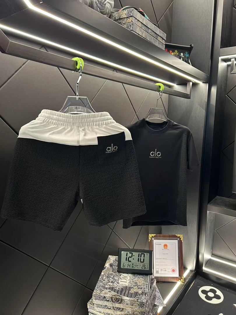 【娇】2025春夏新秀设计师款高品质男女同款套装25ss042