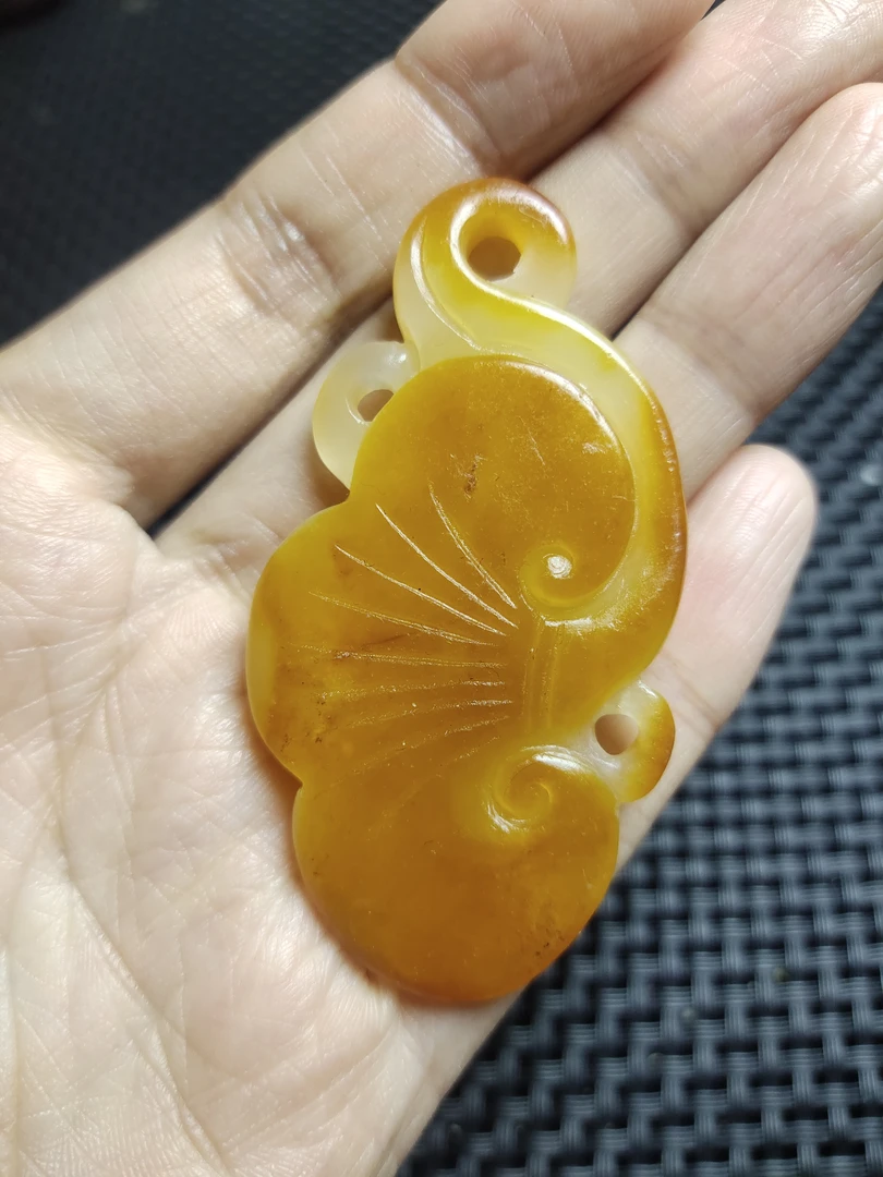 和田玉精美挂件如意