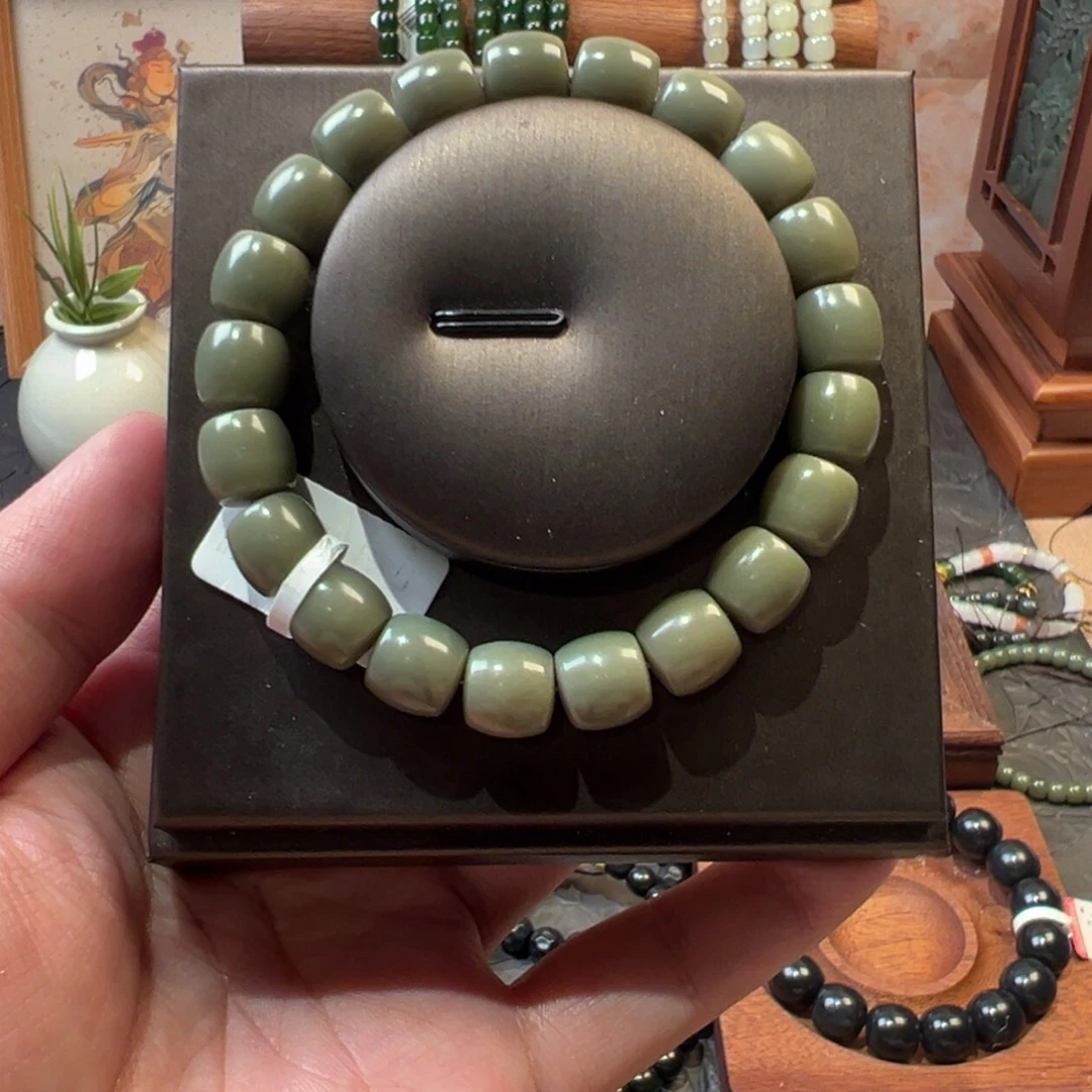 和田玉（糖玉）未镶嵌手链