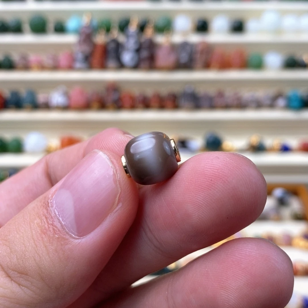 玛瑙/玉髓18K金镶嵌颈饰