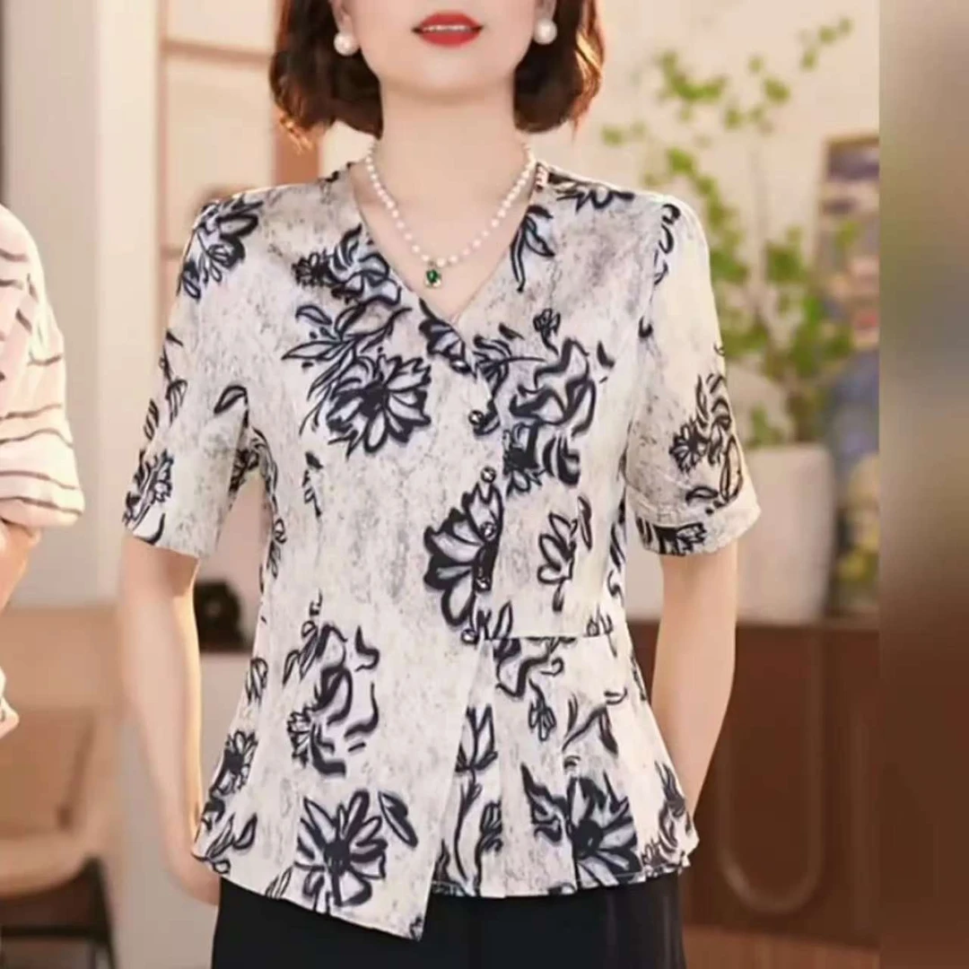 2025新款气质中老年女装时尚两件套洋气妈妈夏季上衣服套装