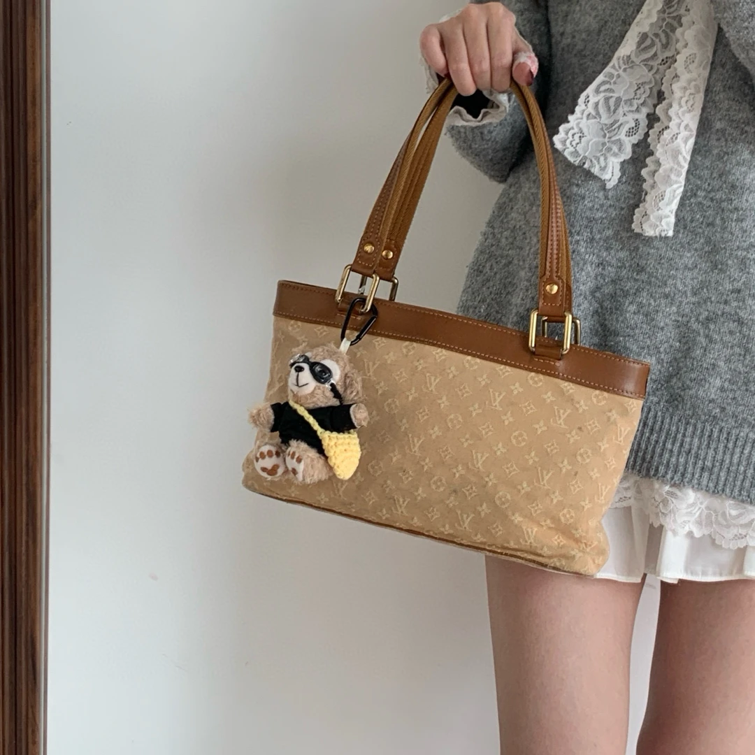 95新 LV lv 老花单宁手提包