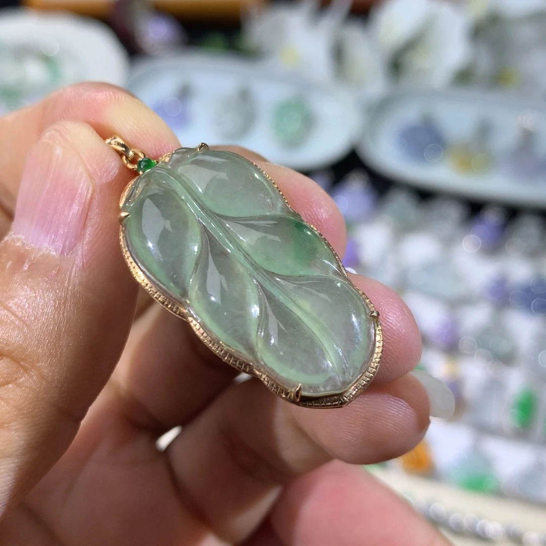 翡翠18K金镶嵌吊坠(不含链)