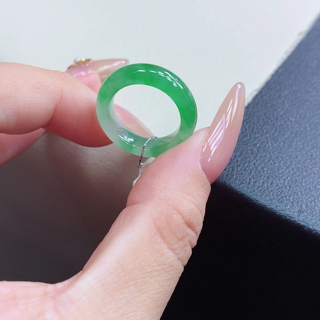 未镶嵌戒指翡翠小**学9号