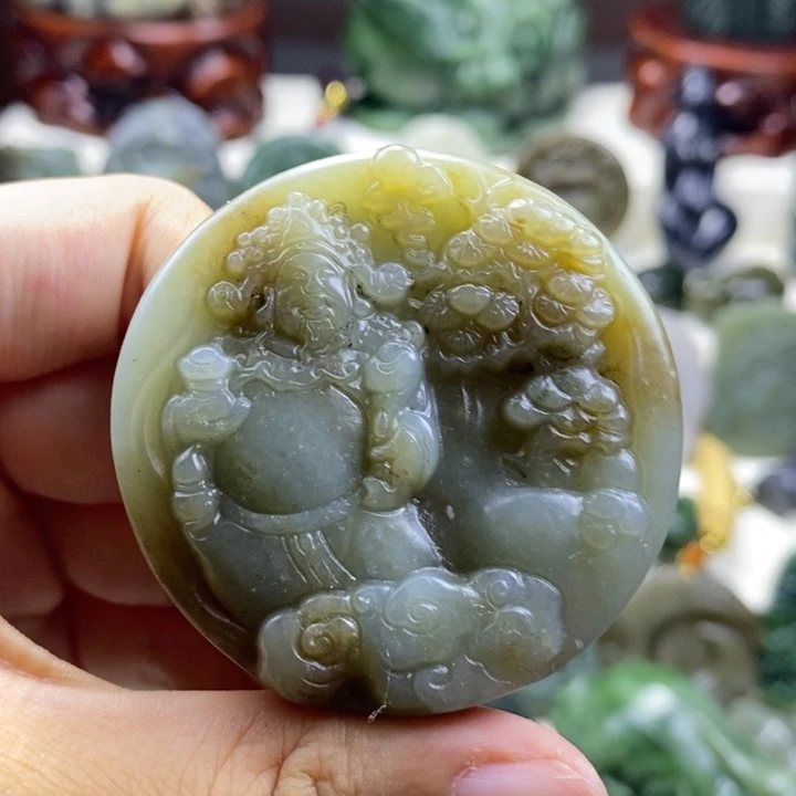 和田玉未镶嵌颈饰