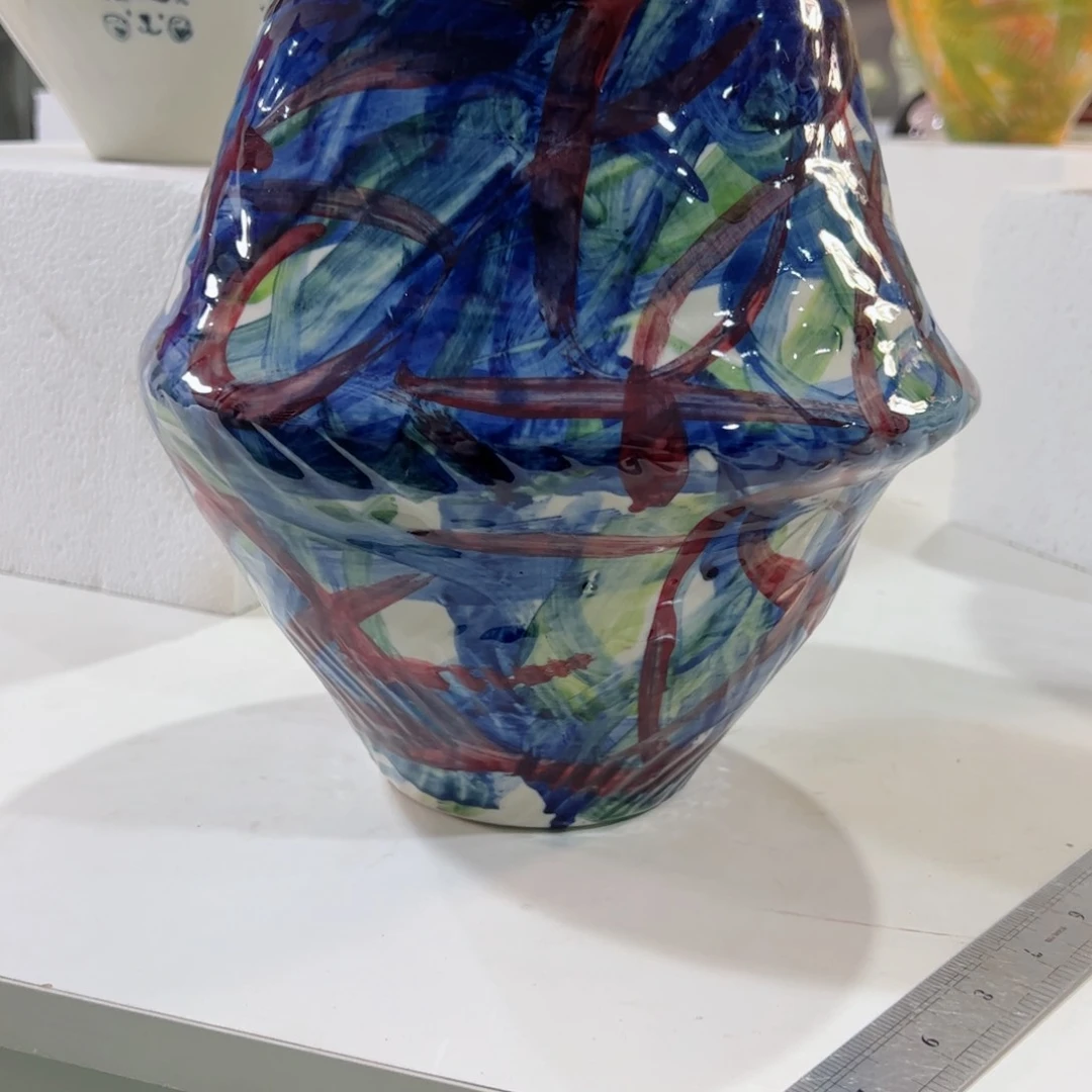 红陶哈**妮口13高25无孔