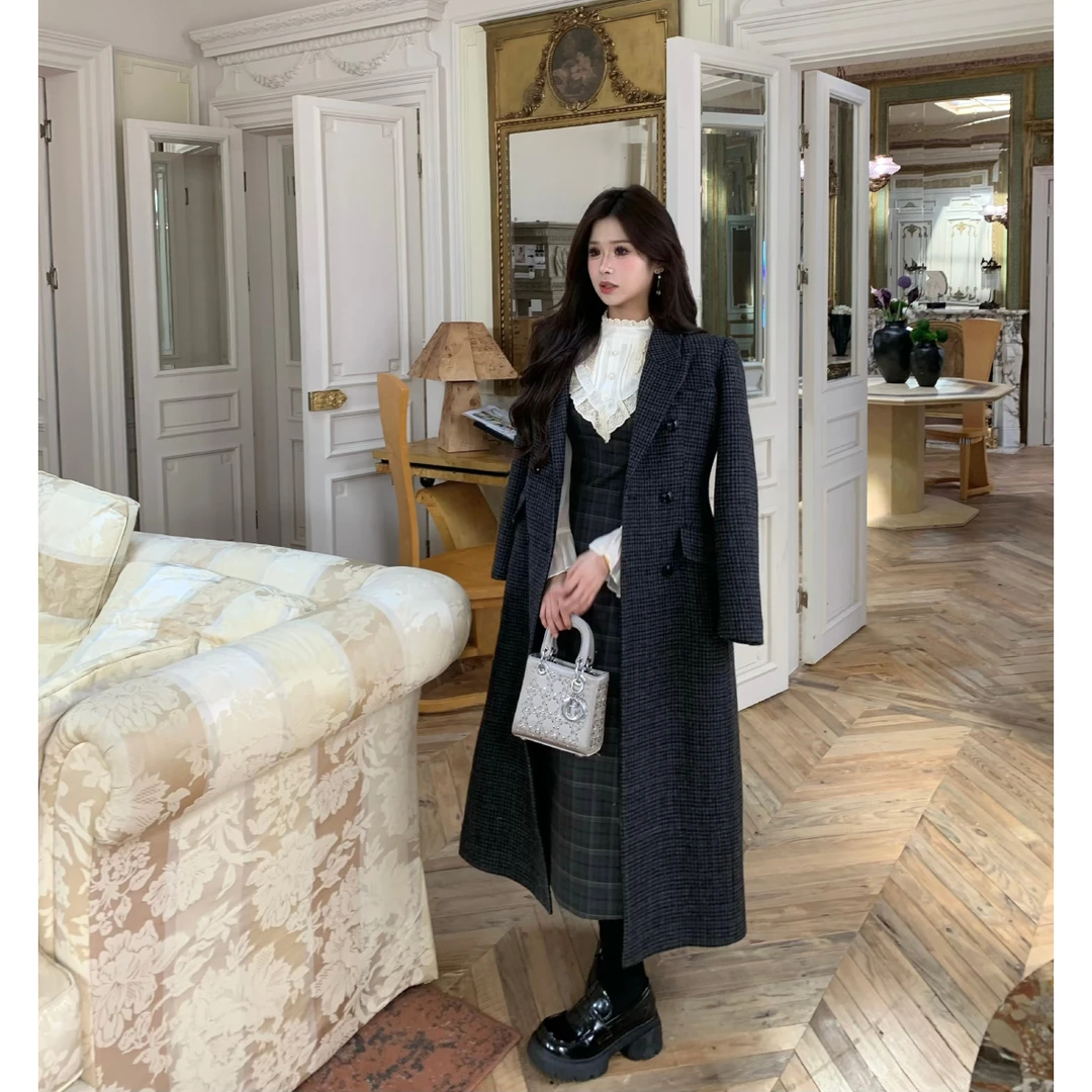 李潇洒【女明星の私服】微胖大码秋冬设计款千鸟格收腰老钱羊毛大衣