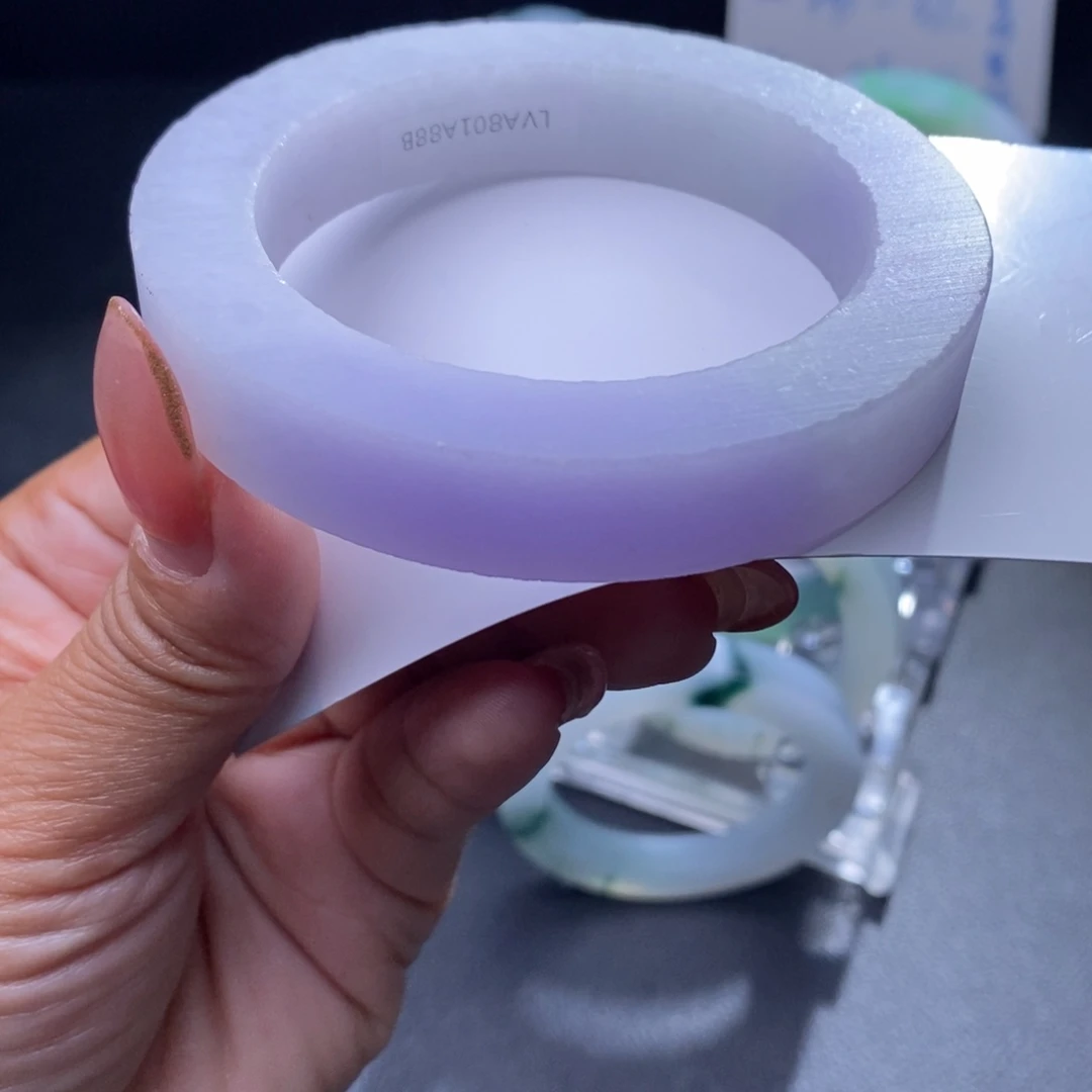 定制翡翠未镶嵌翡翠手镯