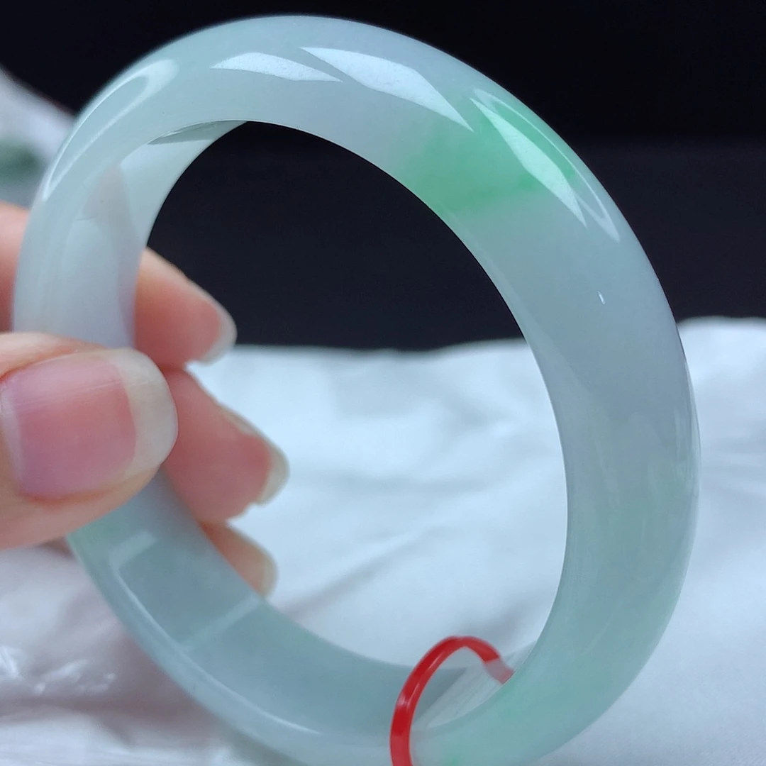 未镶嵌手镯翡翠89135，