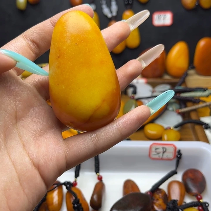 好***人未镶嵌和田玉（糖玉）珠宝半成品