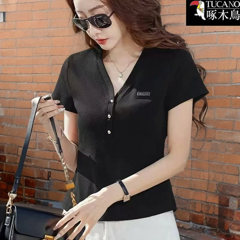 啄木鸟新款纽扣气质V领短袖女减龄T恤2025年夏季拼接百搭修身上衣
