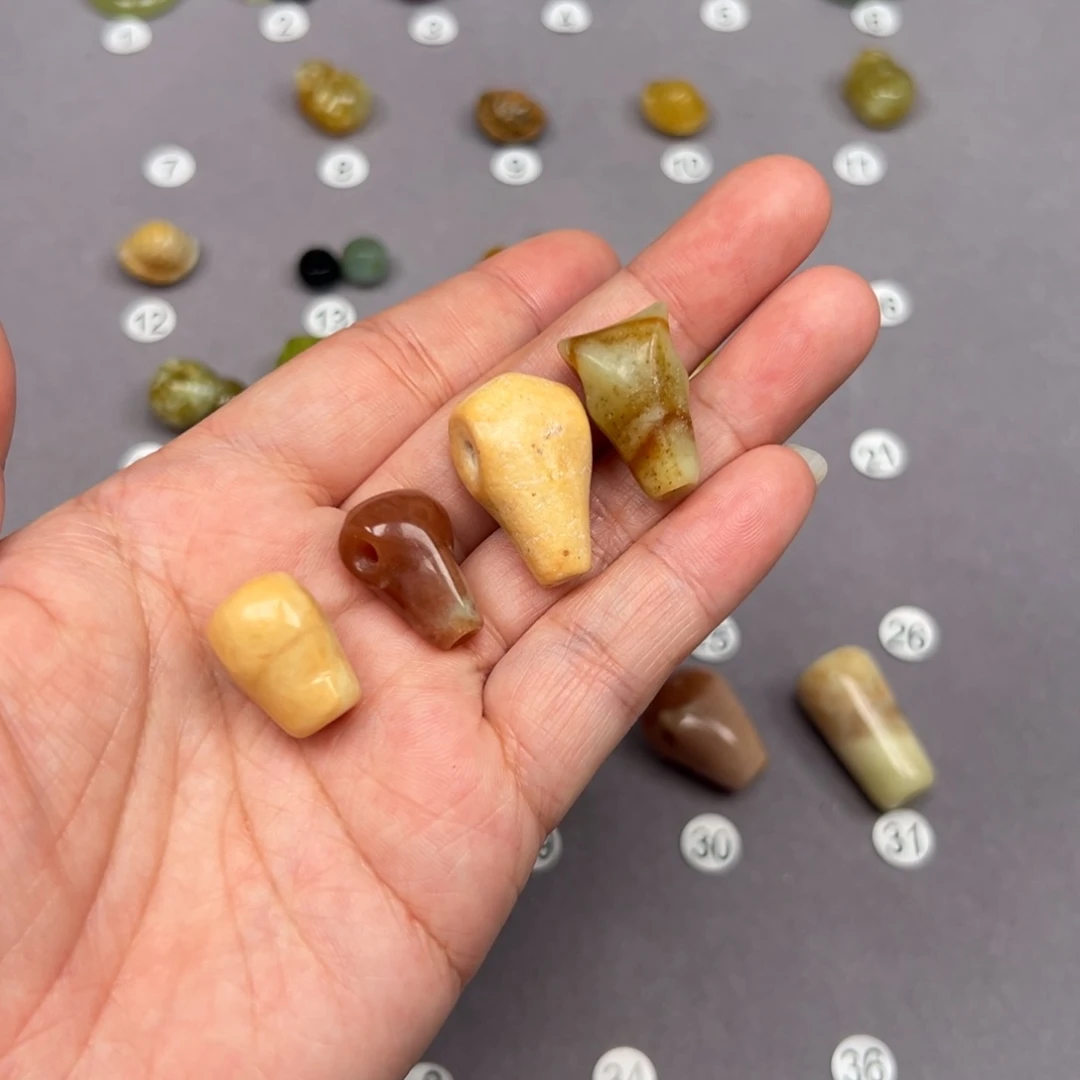 未镶嵌蛇纹石玉颈饰微瑕不退不换