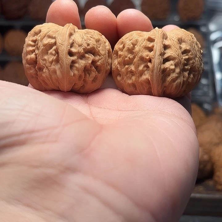 文玩核桃平谷元宝44-505