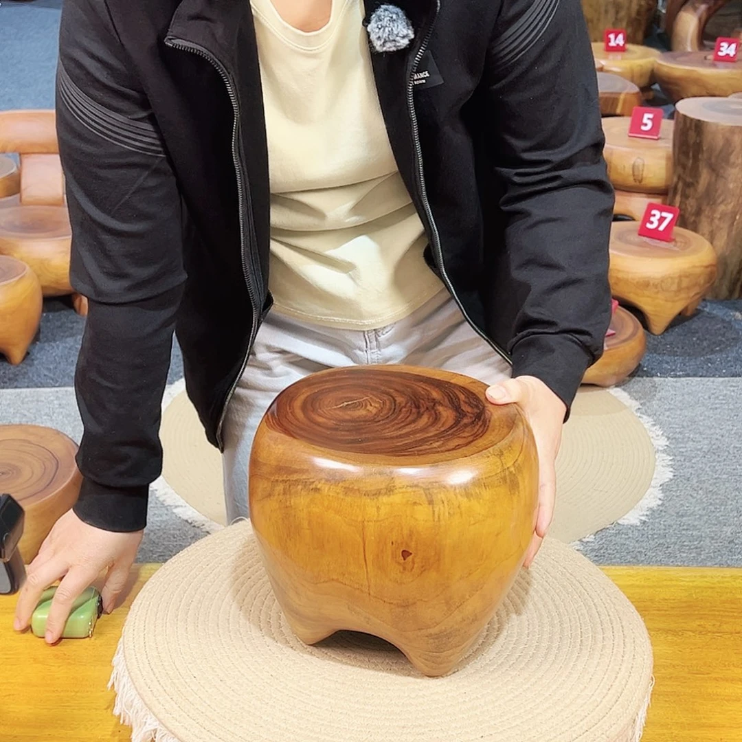 6 号香樟木尺寸：22-21-20cm