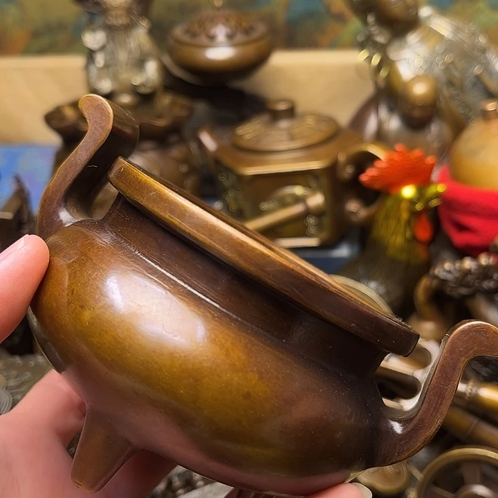 精美铜器批发档口