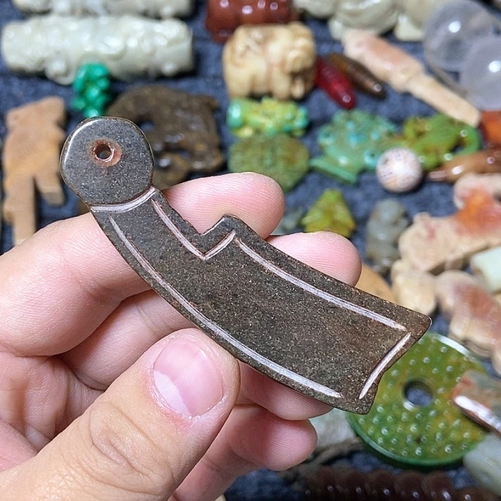 和田玉未镶嵌颈饰27