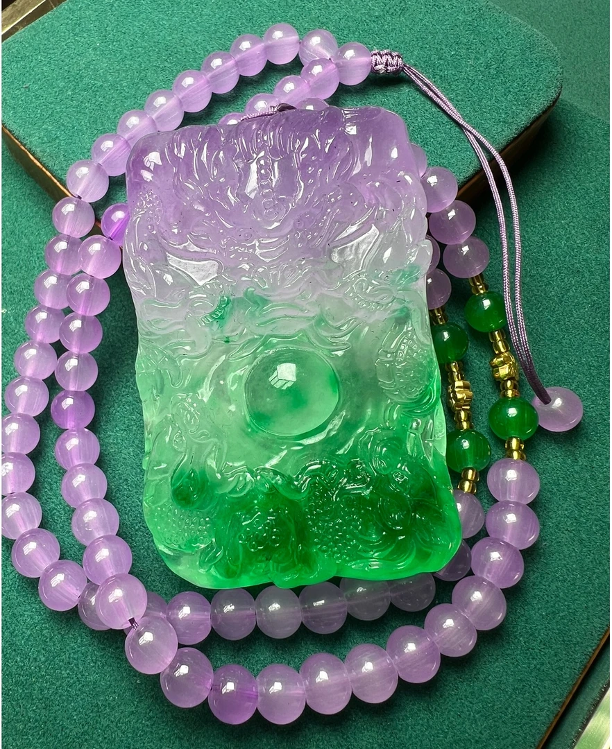 主播推荐吊坠 A1209双色龙牌飘绿花吊坠