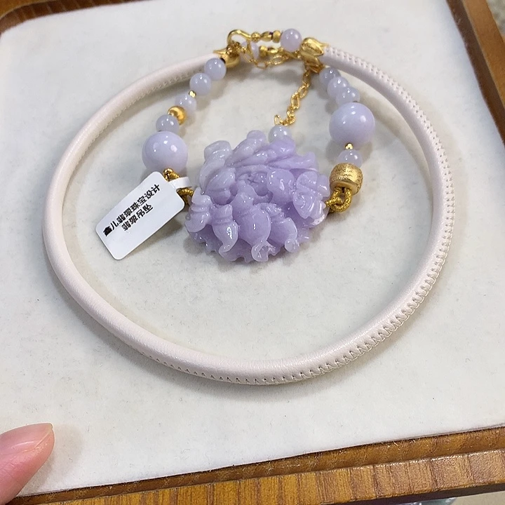 翡翠未镶嵌颈饰翡翠吊坠