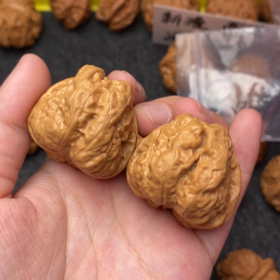 文玩核桃把件旅*。蛤蟆37