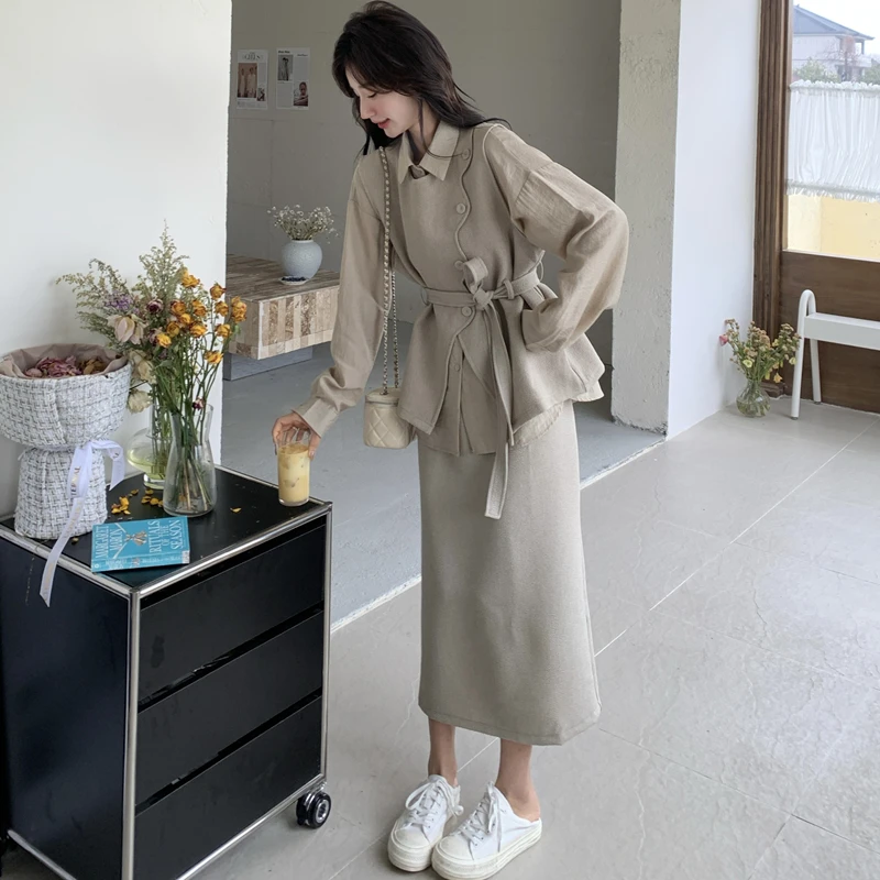 浅灰色高级感马甲衬衫半身裙套装女春2025新款韩系优雅气质三件套