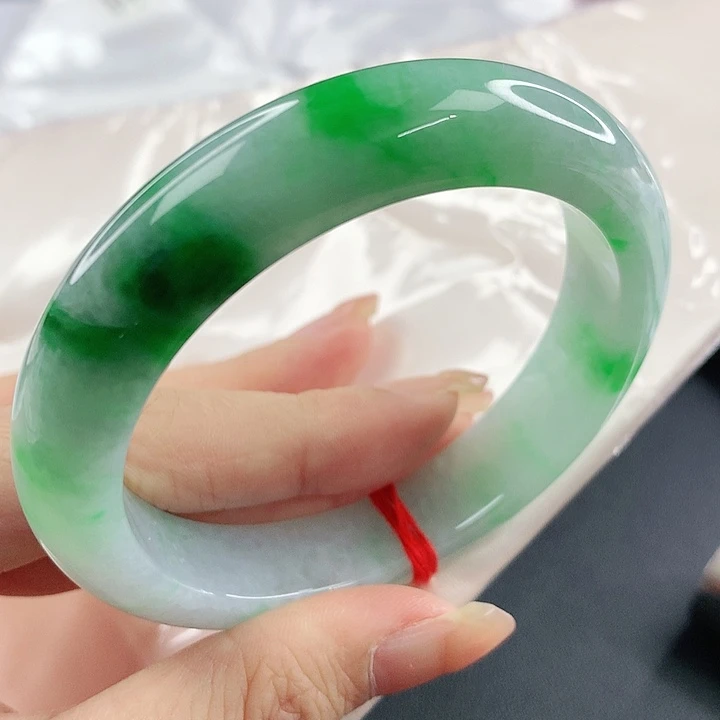 未镶嵌手镯翡翠，865