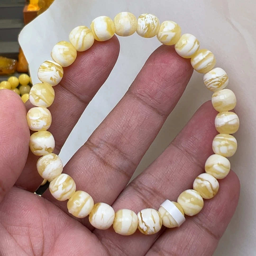 蜜蜡未镶嵌珠宝奇石8加7.85克