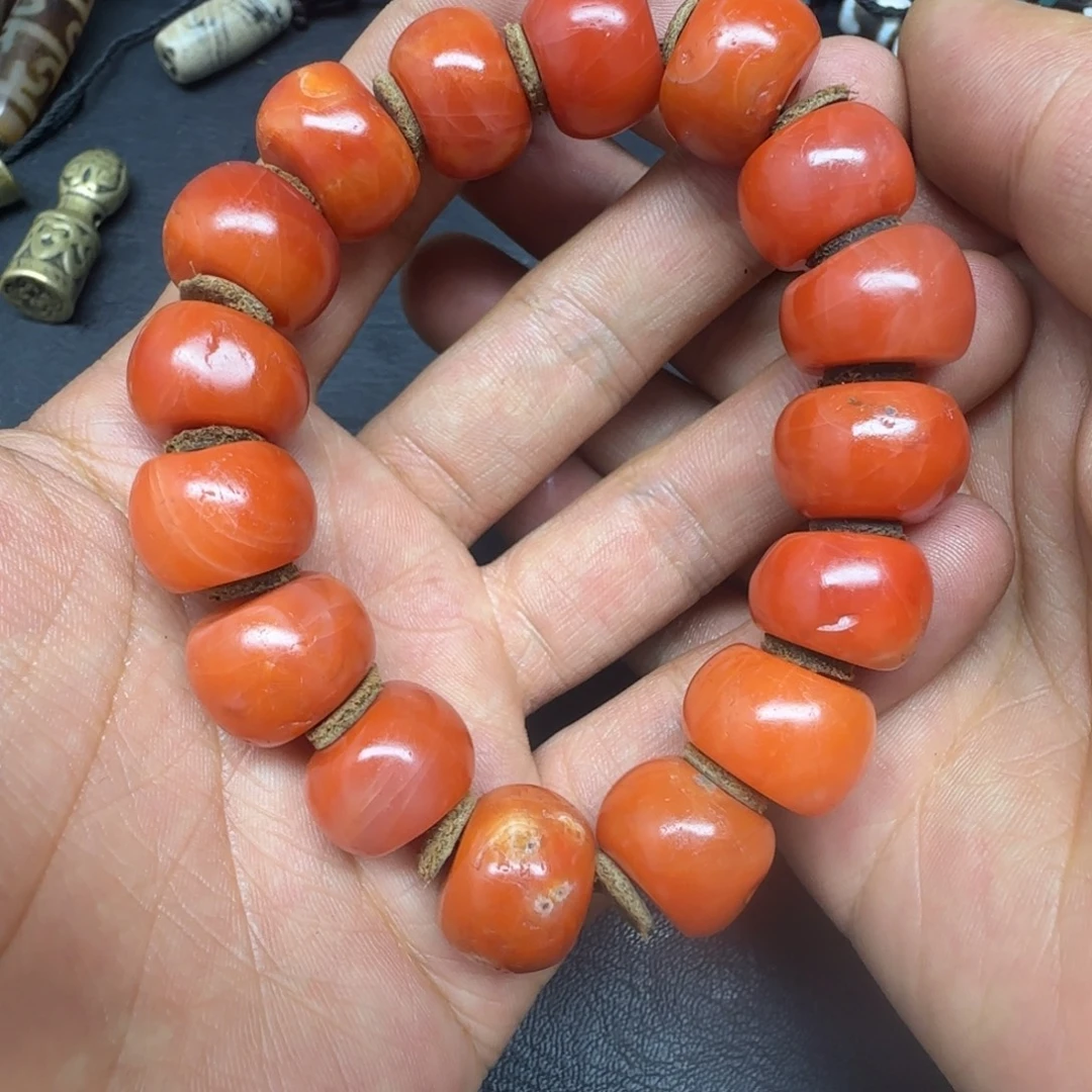 兰***房南红玛瑙未镶嵌颈饰