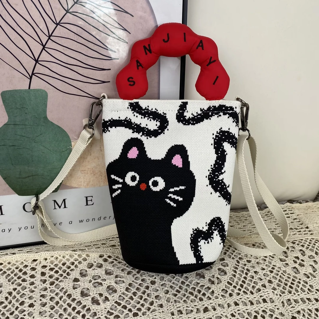 新款韩国拉链款小众设计手提袋时尚手机包斜挎包可爱手拎包