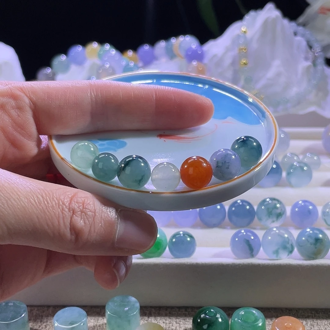 翡翠散珠发其一，多样性发货，缅甸翡翠A货散珠卡9-10