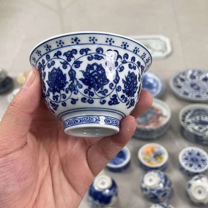 瓷片景德镇青花缠枝莲主人杯