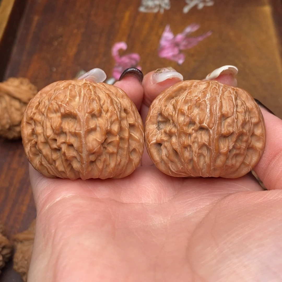 初***q文玩核桃把件磨盘40 S8号