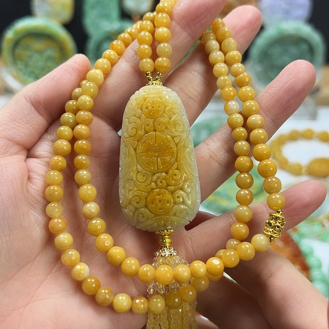 翡翠未镶嵌颈饰吊坠