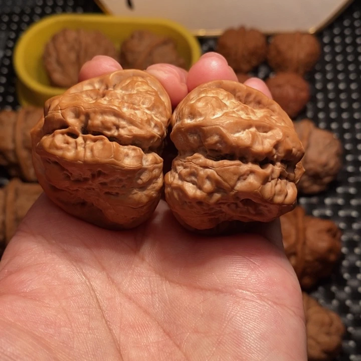 K****把件文玩核桃四开八腿