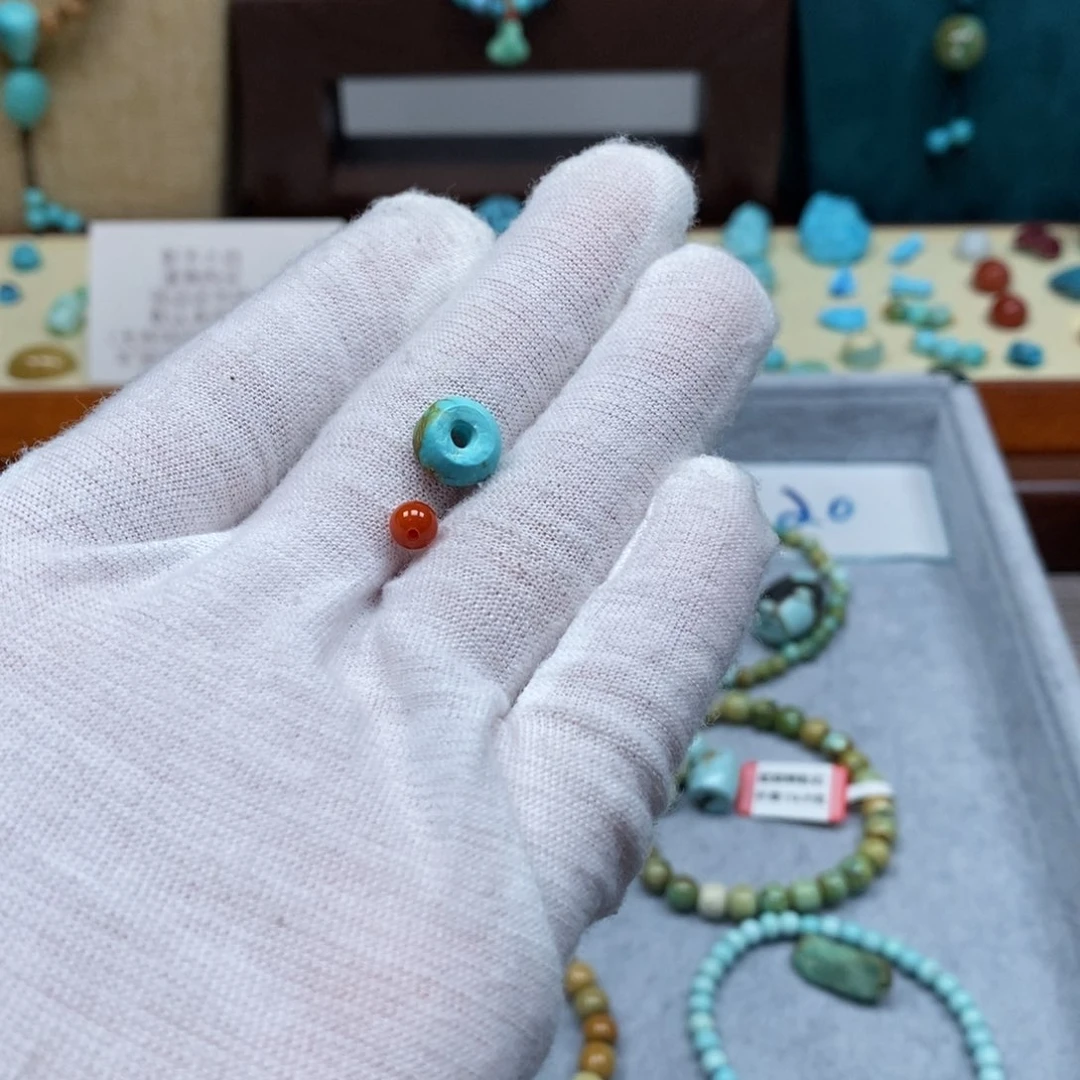 未镶嵌配饰南红玛瑙