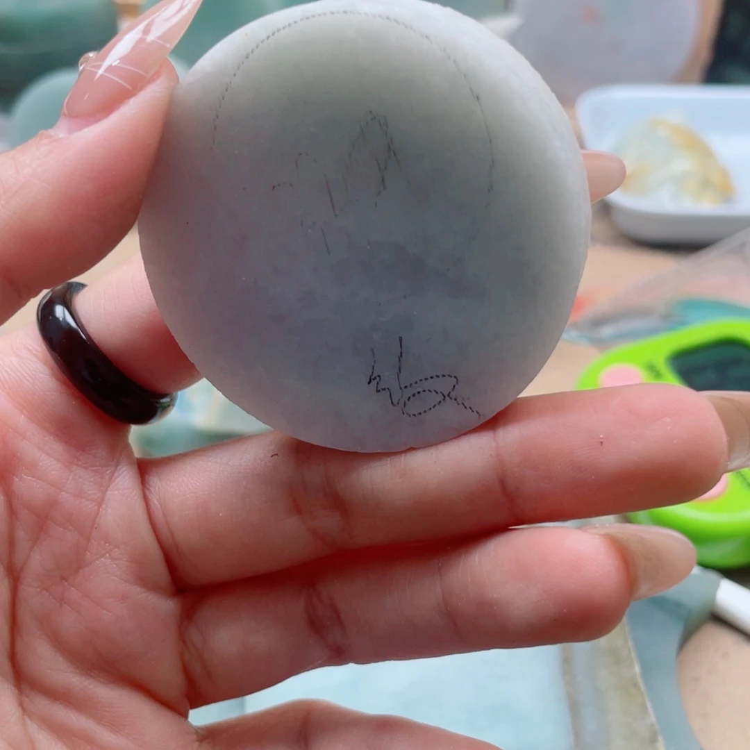 翡翠未镶嵌颈饰621……