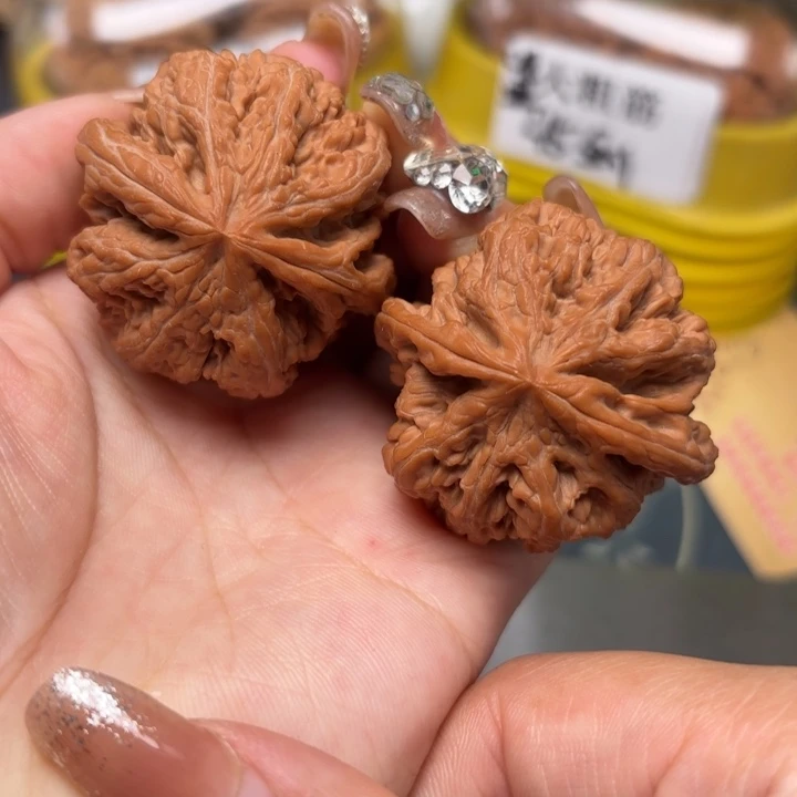 文玩核桃吊坠43-30919-02