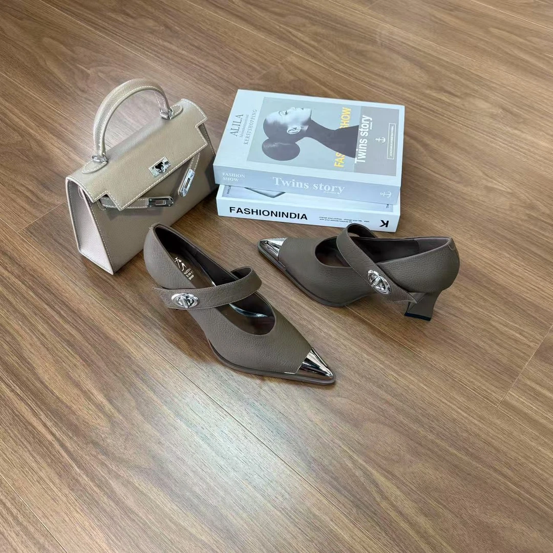 范戈希跟高7CM牛羊皮荔枝纹百搭时尚一字带尖头高跟单鞋买1赠3