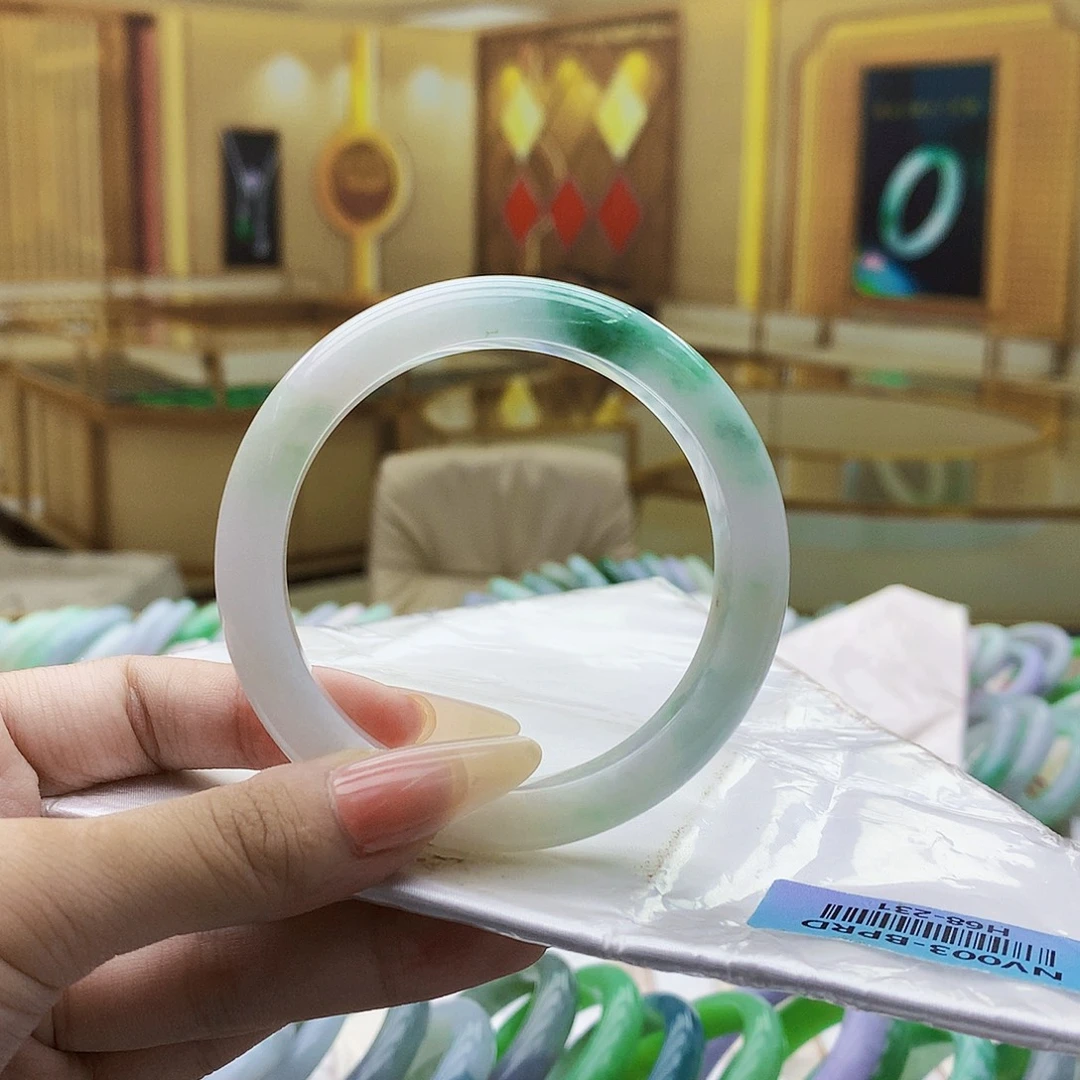 翡翠未镶嵌手镯uhh