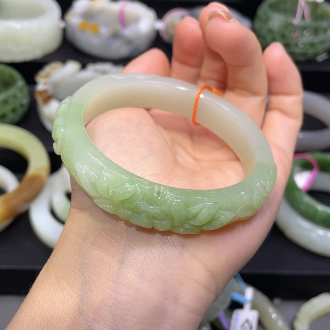 和田玉手镯未镶嵌手镯56+圈口 编号72