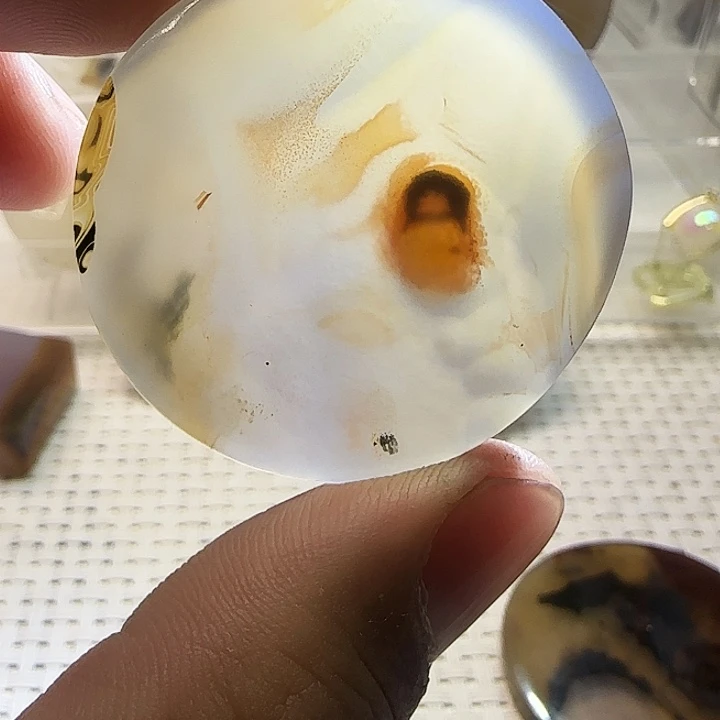 玛瑙/玉髓未镶嵌珠宝奇石