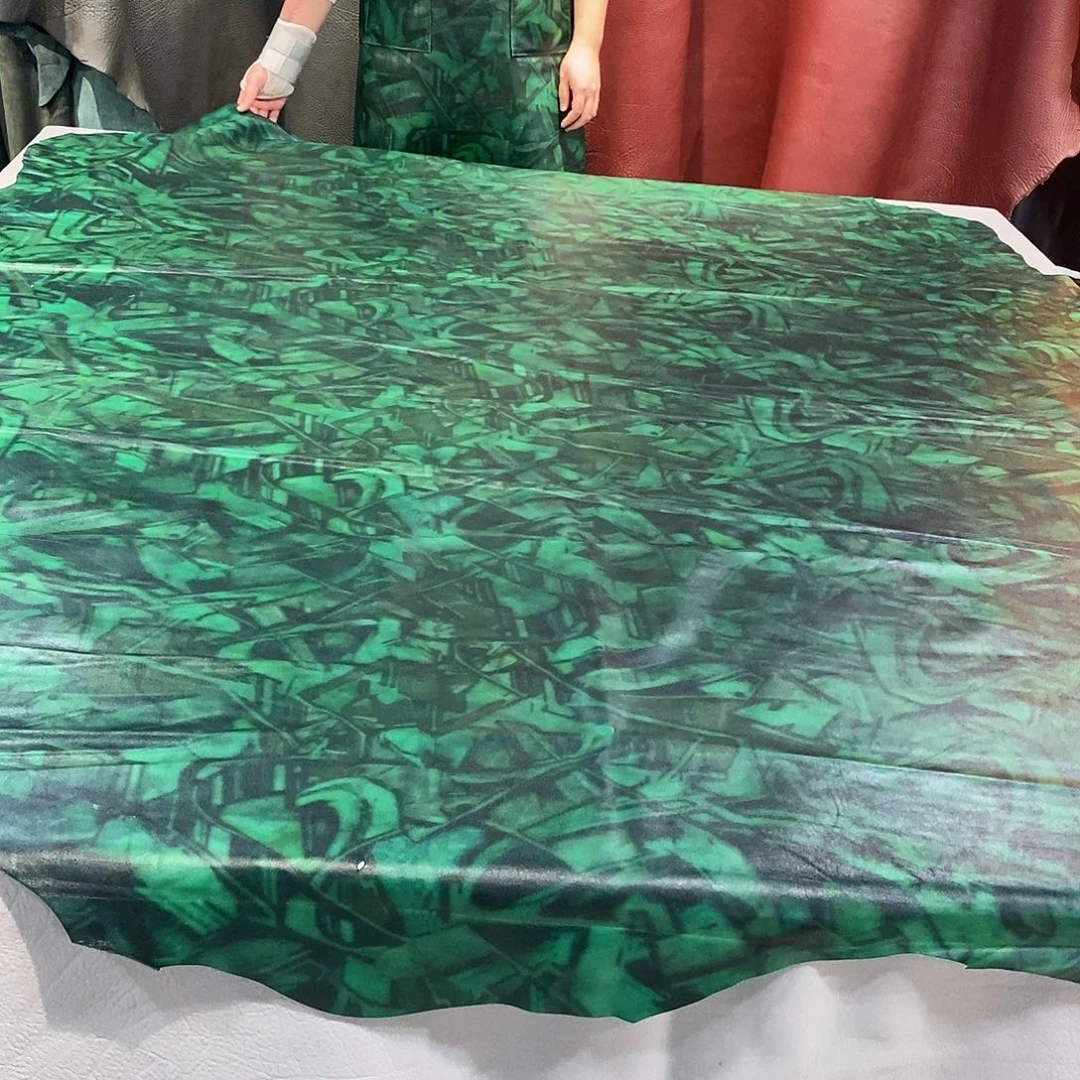 皮革专****?qqqqqqqqqqqq