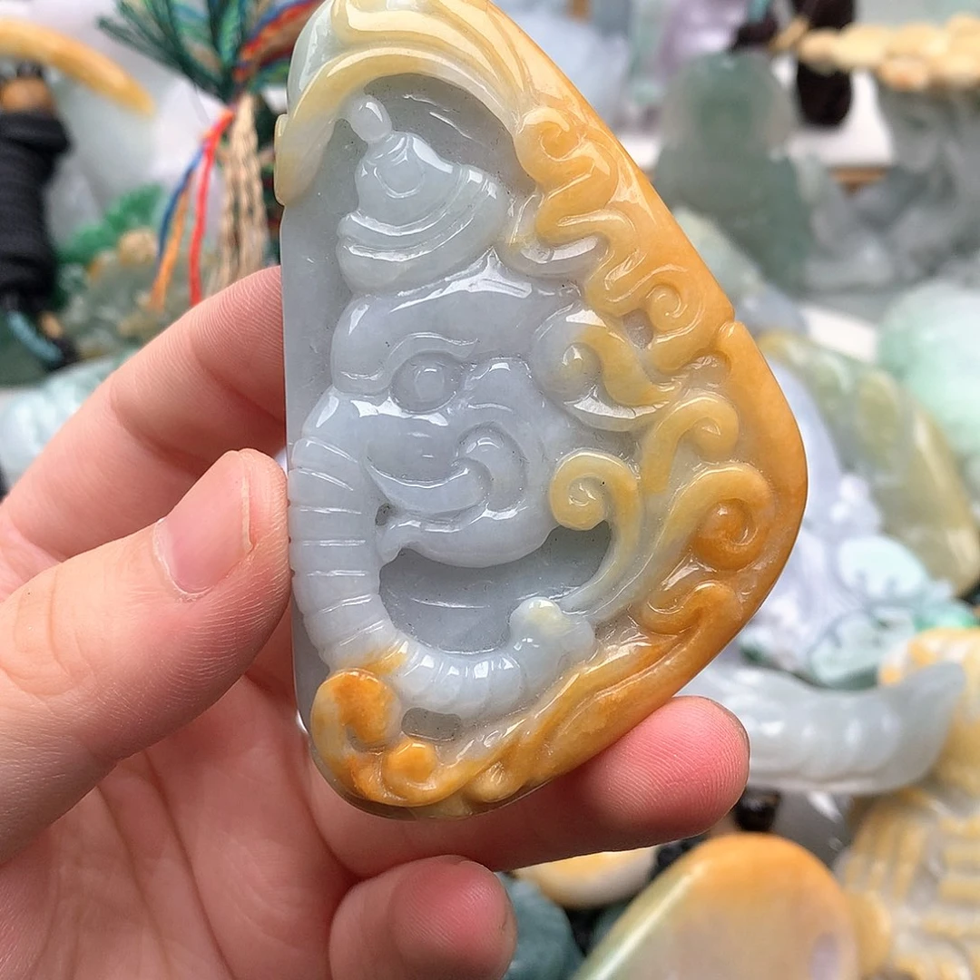 吊坠(不含链)未镶嵌翡翠