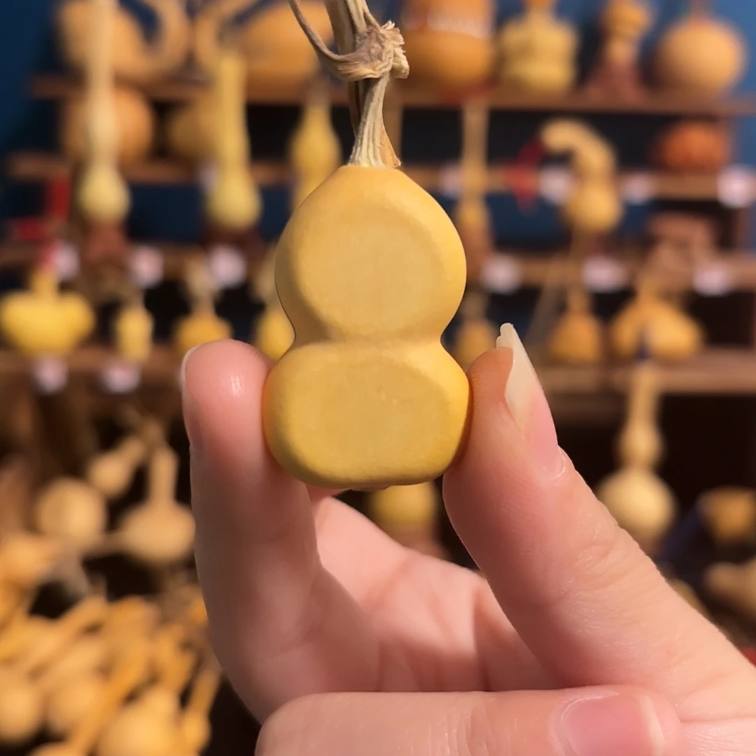 志***哥大叶紫檀（黑酸枝木类）