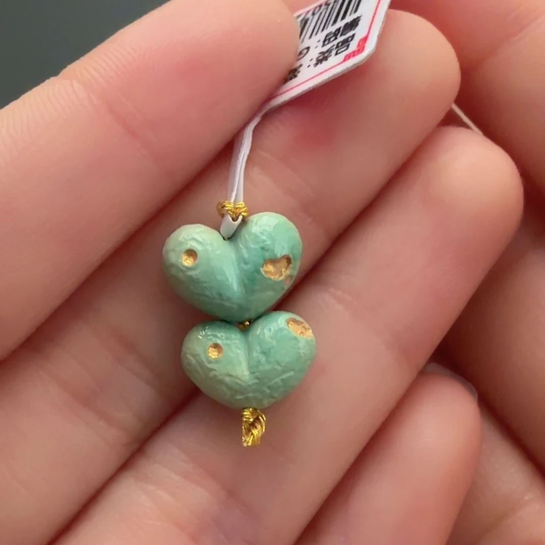 绿松石未镶嵌颈饰