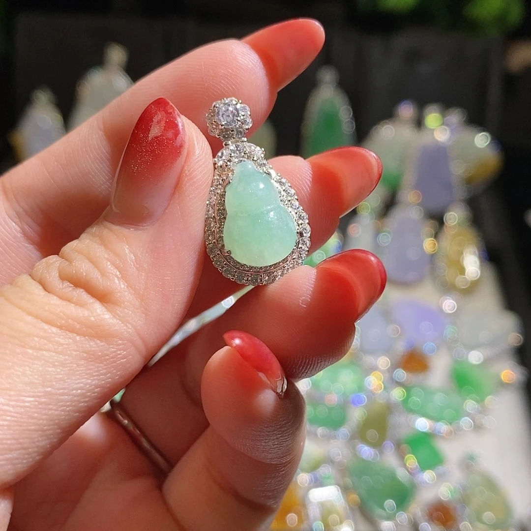 翡翠银S925镶嵌颈饰天然翡翠