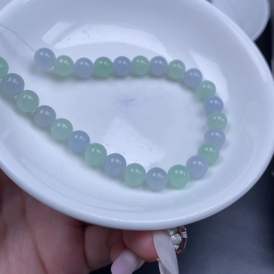 颈饰未镶嵌翡翠熊**？翡翠