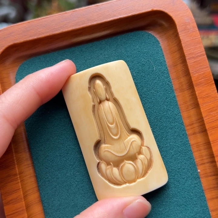 桂***圆瓷片挂牌闪福利闪闪