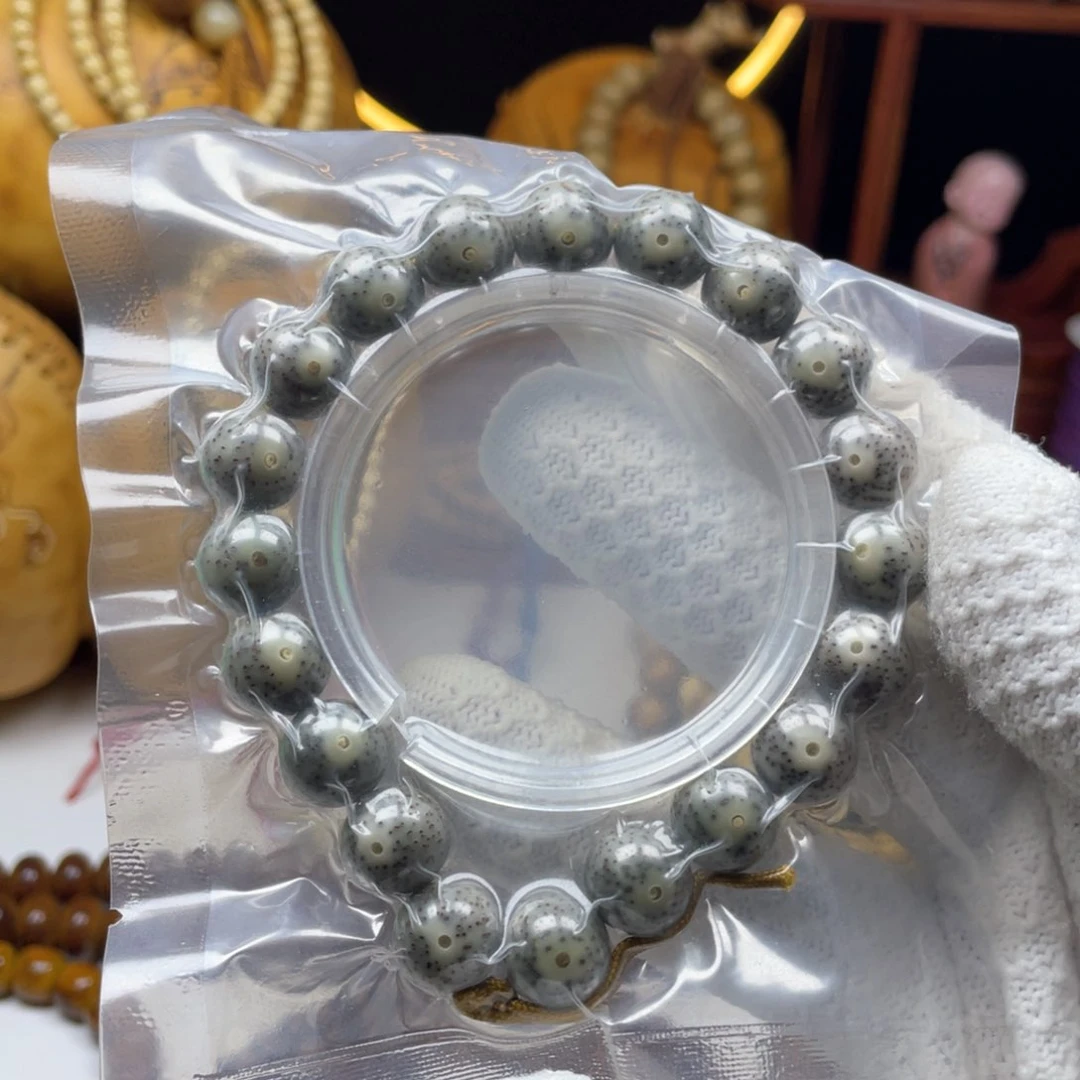 星月菩提手串李*辰12圆珠糯冰