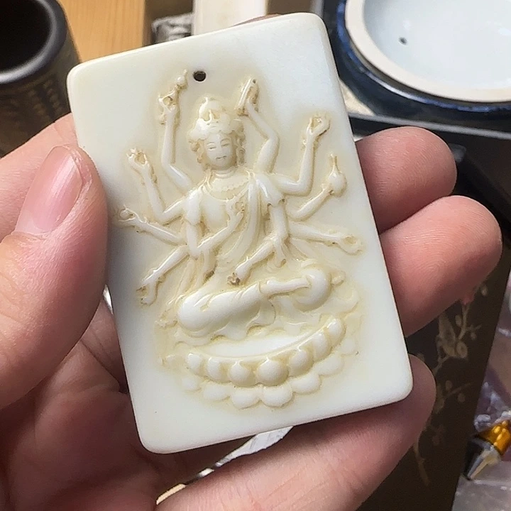 高*龙如图所示所拍即所得